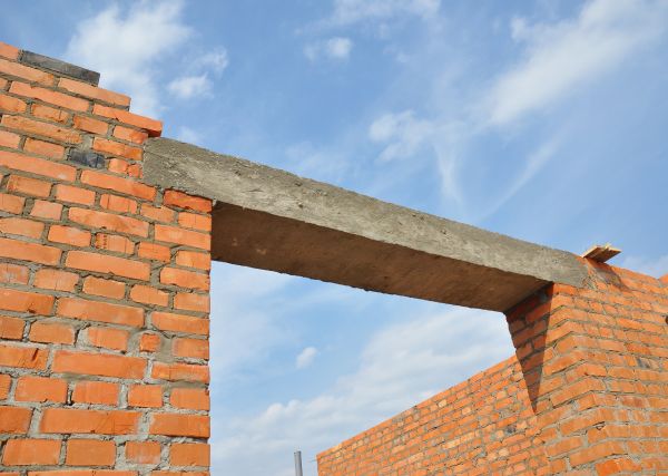 Lintel Installation in Vienna